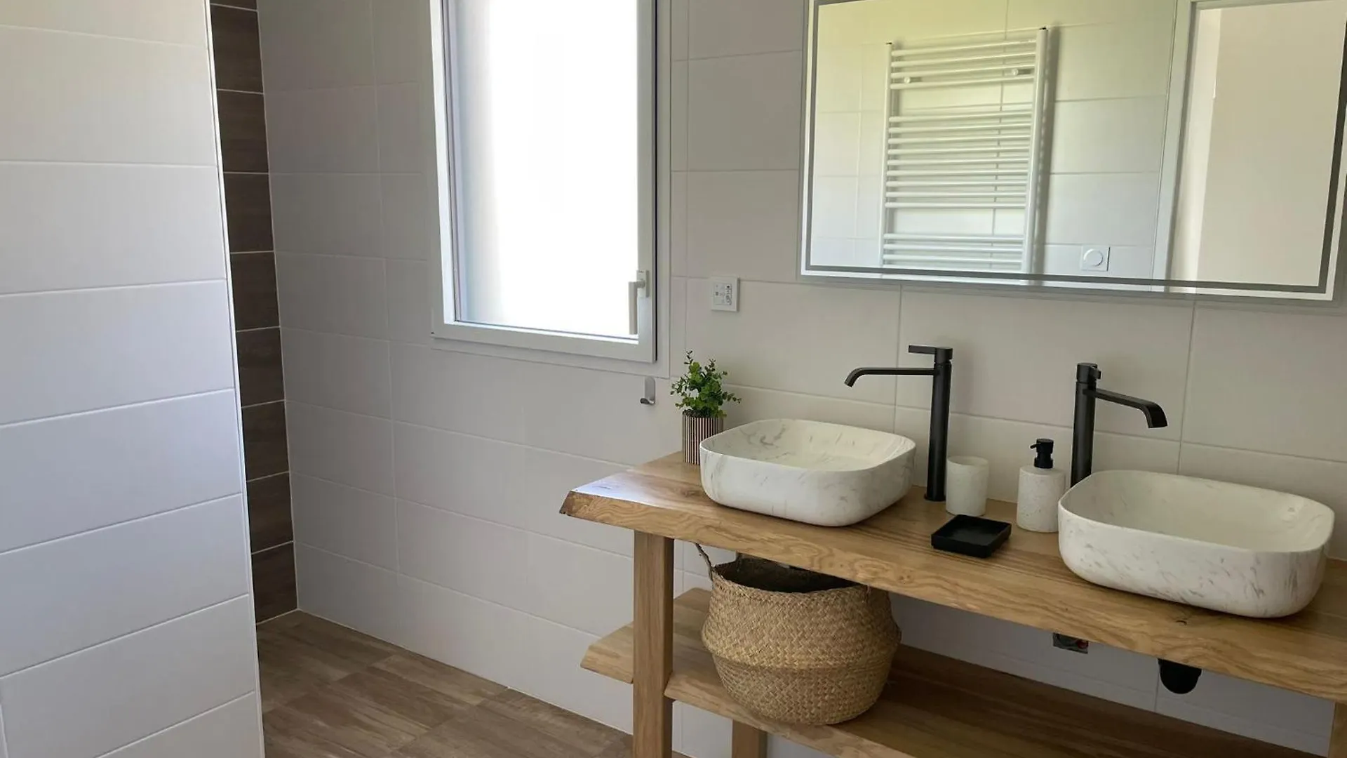 Villa Noz Vat 4 Etoiles Avec Spa Plouescat 0*,  France