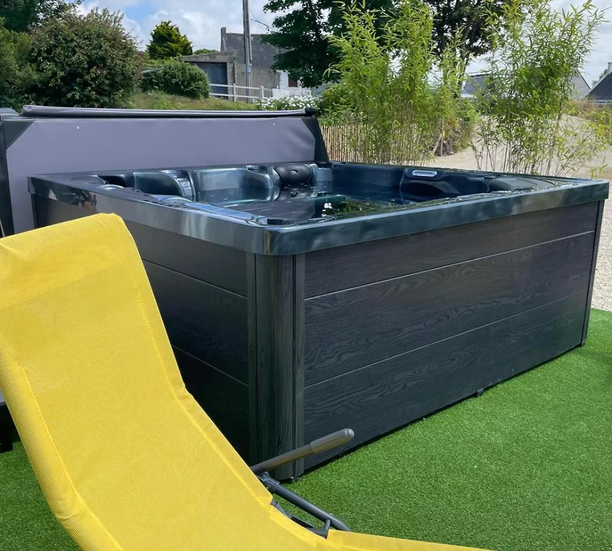 Villa Noz Vat 4 Etoiles Avec Spa Plouescat 0*,